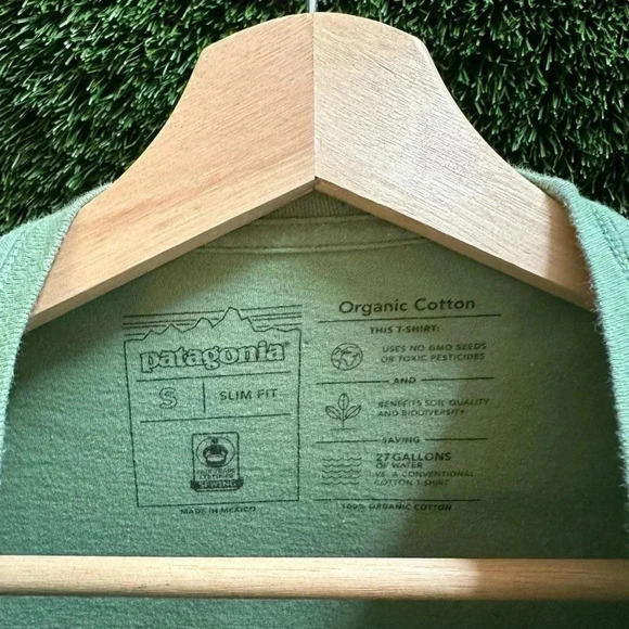 Patagonia Bear Logo T-shirt Small - Picture 3 of 5